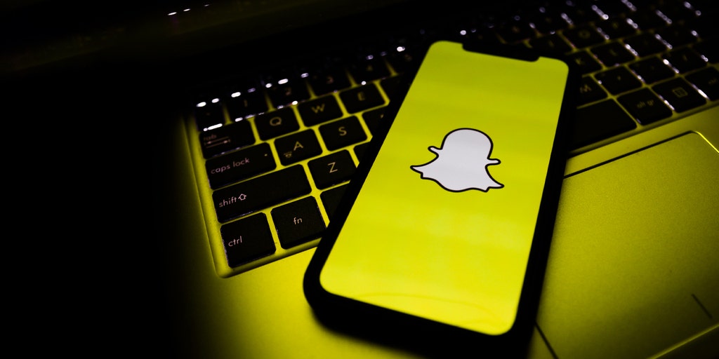 California mom accuses Snapchat of facilitating cyberbullying after teen son dies by suicide - Vimarsana News