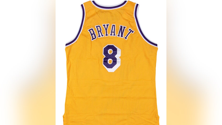 Kobe Bryant jersey