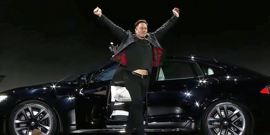 After Tesla's terrible year, Musk can make 2023 better - Vimarsana News