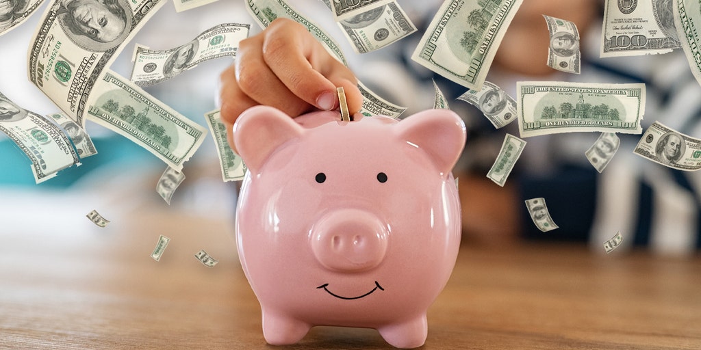 Too much info? Parents worry about sharing their money woes with kids - Vimarsana News