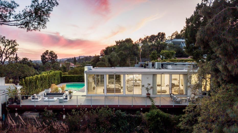 Emma Chamberlain's New Estate in Los Angeles