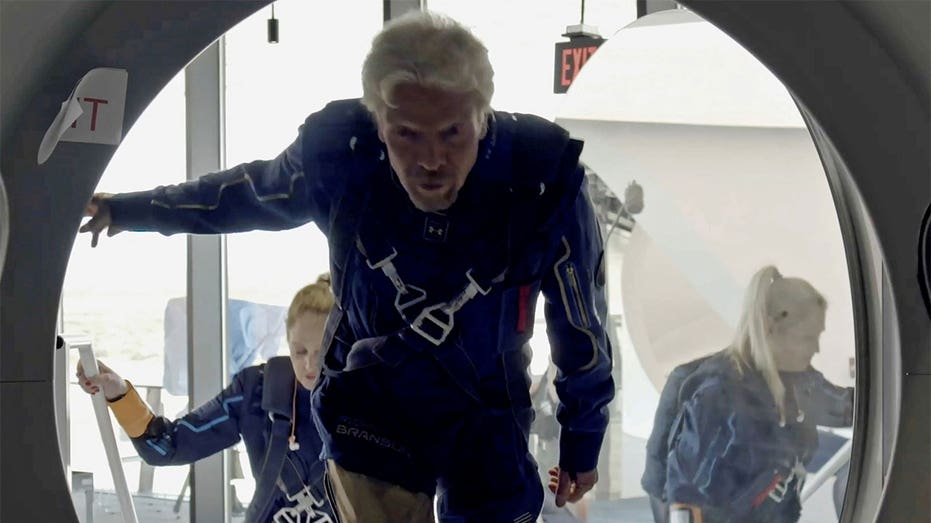 Richard-Branson-Virgin-Galactic-new-mexico