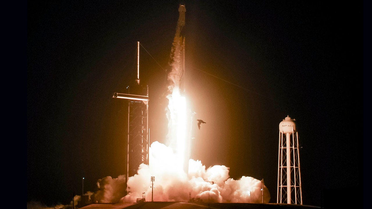 SpaceX lanceert bevoorradingsmissie naar ruimtestation SpaceX lanceert bevoorradingsmissie naar ruimtestation
