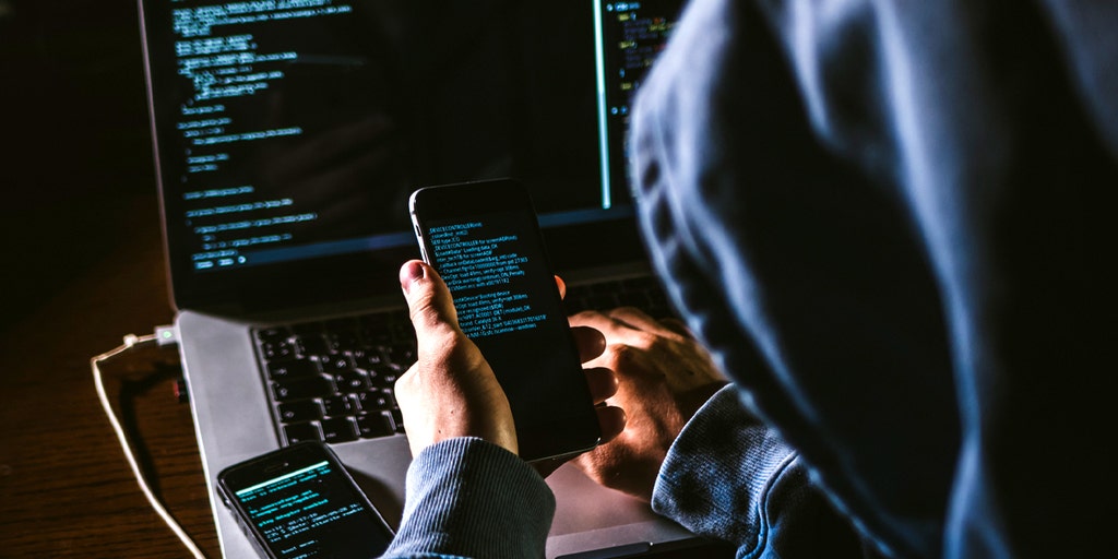 Hackers duped Apple, Meta into handing over user data: report - Vimarsana News
