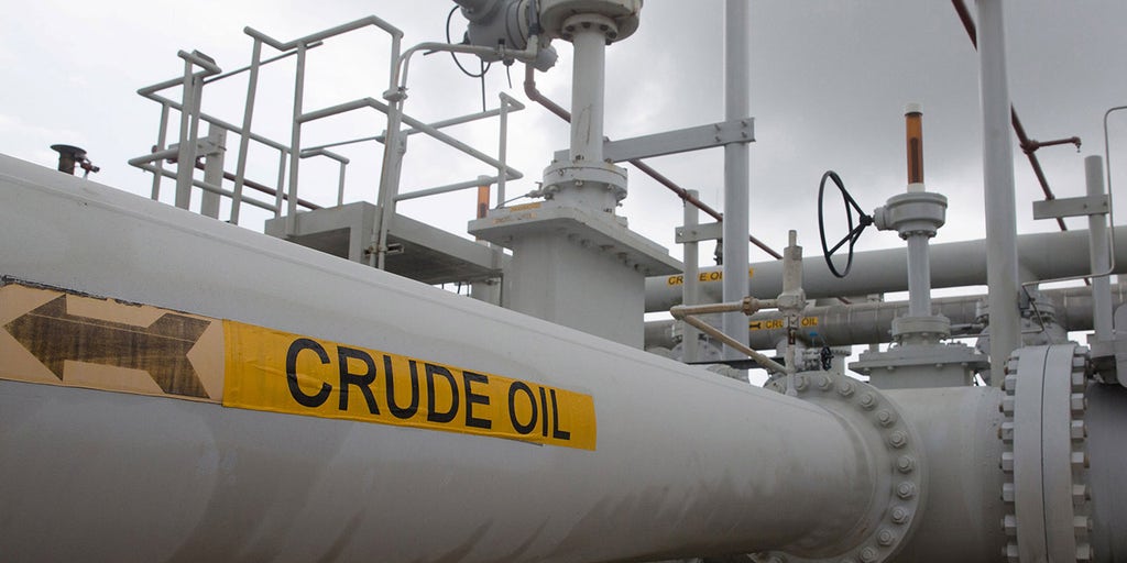 oilpipekm.jpg?ve=1&tl=1