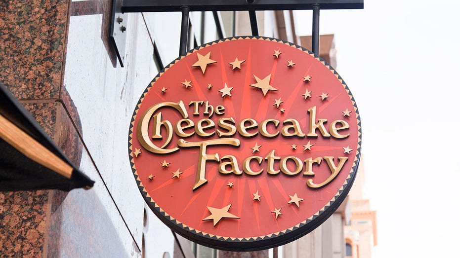Cheesecake Factory sign