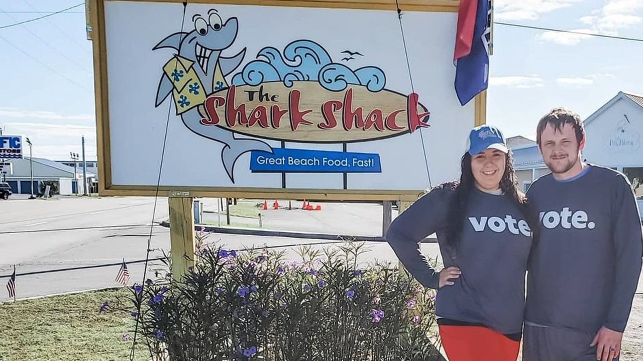North Carolina restaurant running on 2 employees still cooks up hundreds of free meals for local heroes