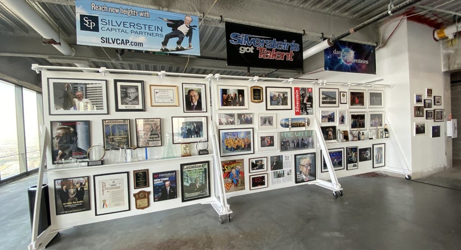 "Top of the World" tells the story of the World Trade Center's rebuilding efforts over the past two decades through the eyes of architects, artists, photographers, reporters and filmmakers.