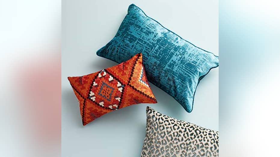 decorative pillows for a home