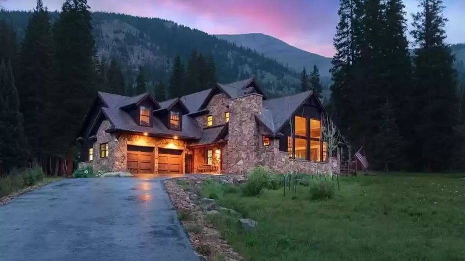 What You Can Get For 3M In Breckenridge Colorado Fox Business   Whispering Pines Dusk 1 