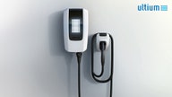 GM giving away 40,000 chargers in electric vehicle push