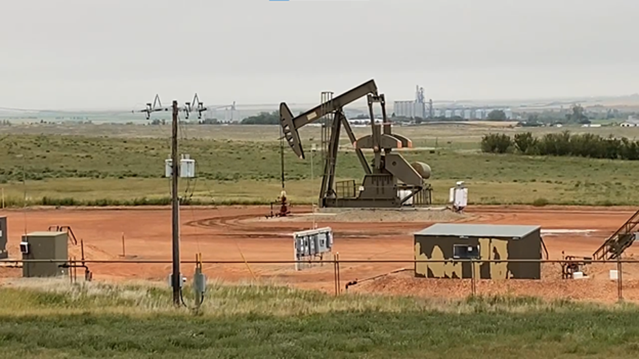 Oil well equipment in North Dakota