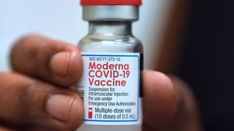 Moderna vaccine COVID