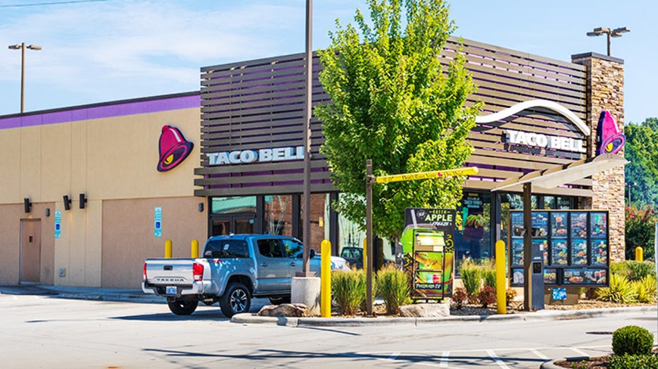 Taco Bell drive-thru