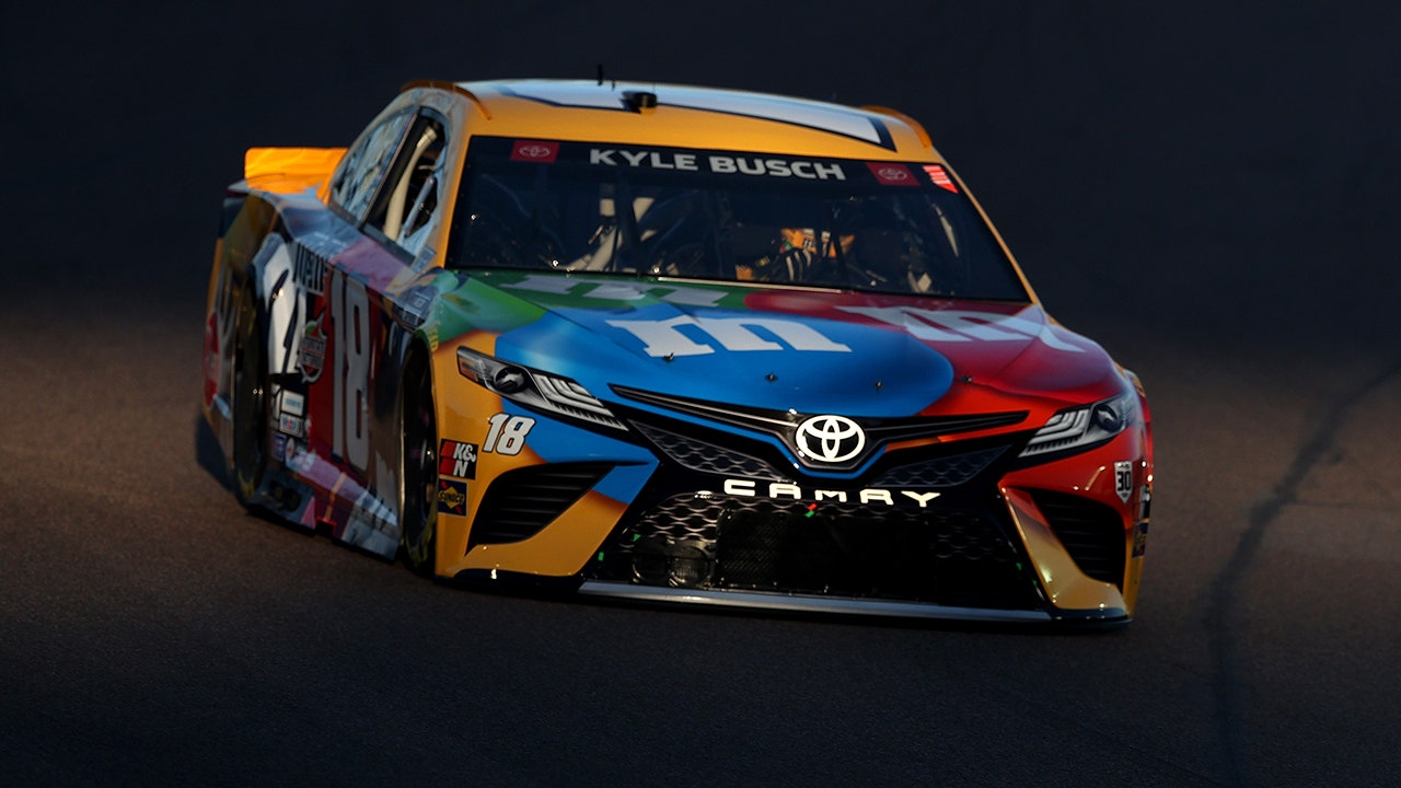 M&M's sponsoring Kyle Busch at NASCAR season finale despite