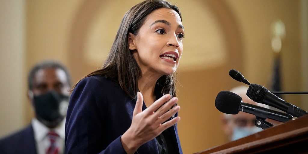 Alexandria Ocasio-Cortez ridiculed for censorship claim against Elon Musk: 'AOC wants so much to be a victim' - Vimarsana News