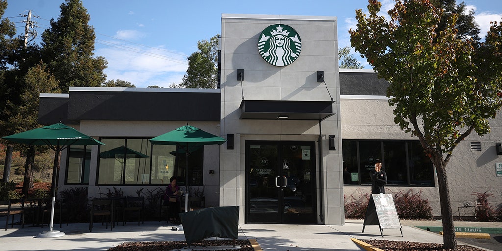 Starbucks keeps up with TikTok-inspired drinks - Vimarsana News