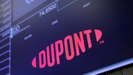 DuPont plans moves that would remake chemicals company