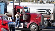 Truckers fret over pending COVID-19 vaccine rules at US-Canada border