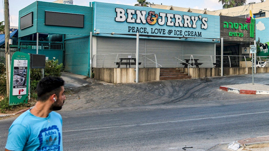 A closed "Ben & Jerry's" ice-cream shop in the Israeli city of Yavne, about 30 kilometres south of Tel Aviv, on July 23, 2021. (Photo by AHMAD GHARABLI/AFP via Getty Images)
