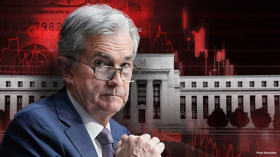 Jerome Powell by Fed building
