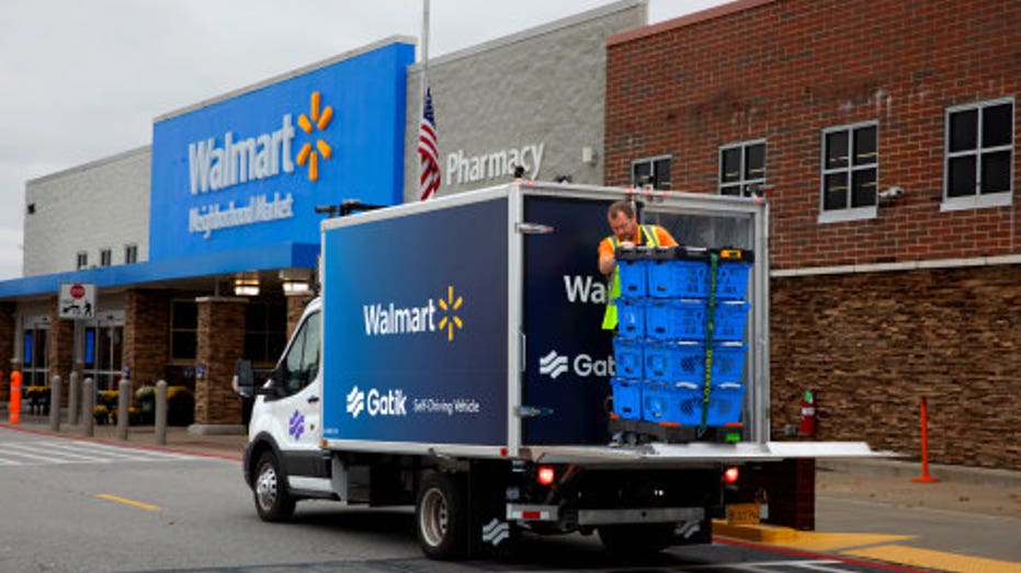 Gatik self-driving truck at Walmart