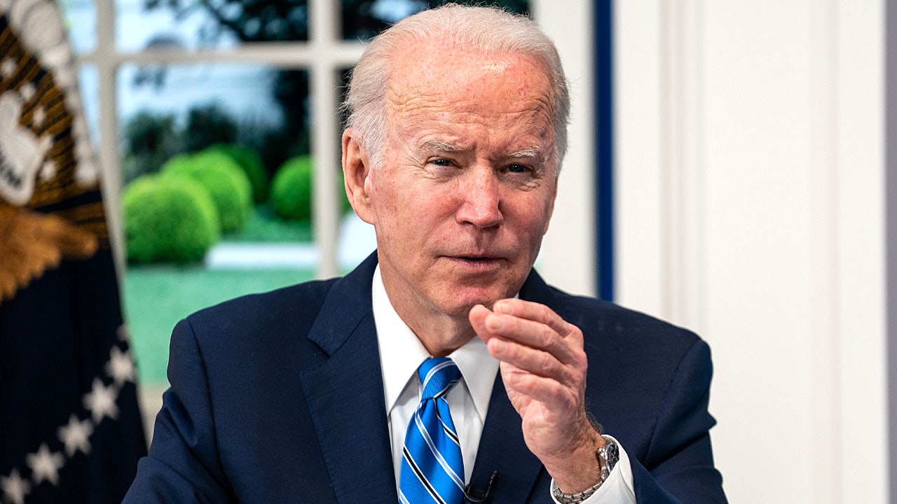 Twitter verifica alegação de preço do gás Biden