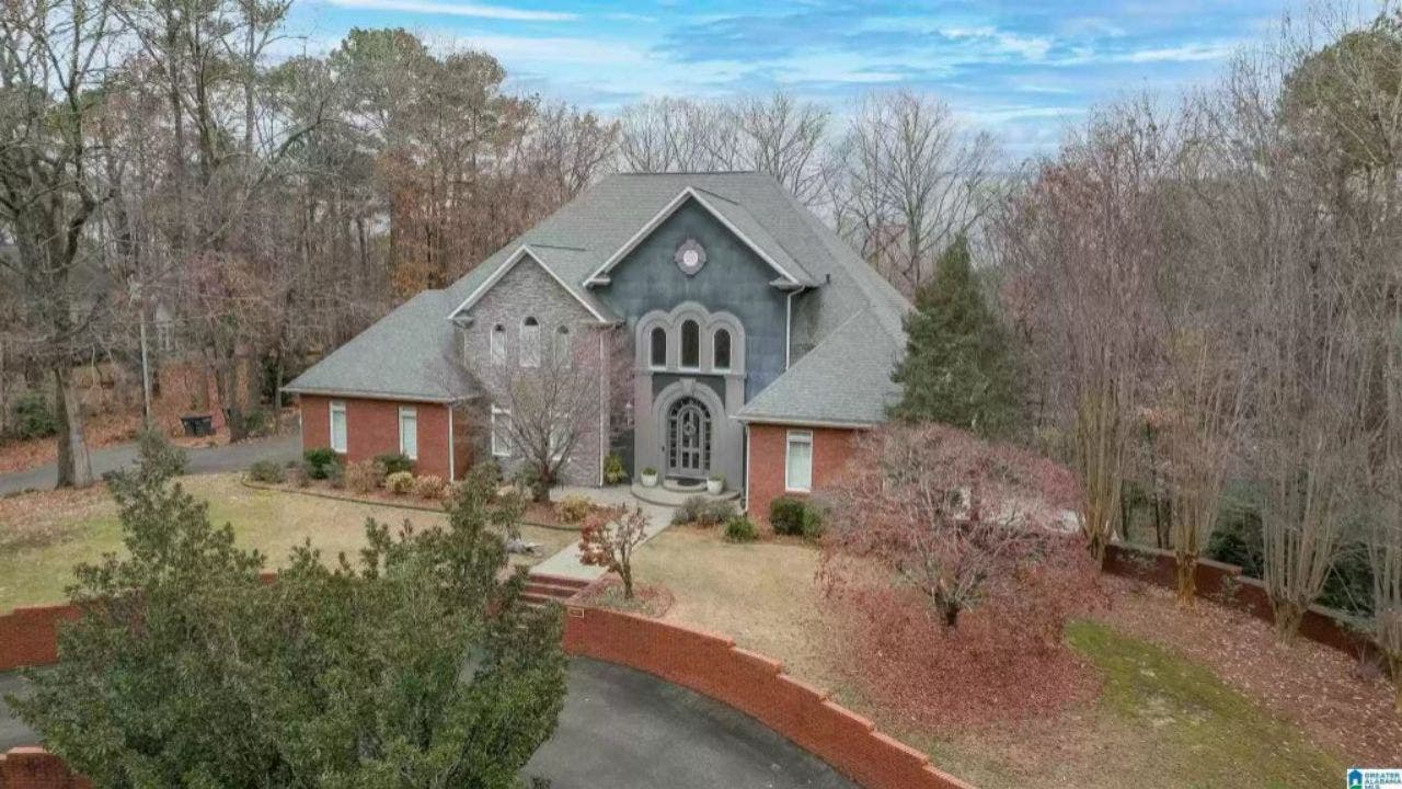 Hoover, Alabama, real estate: What you can get for $1M