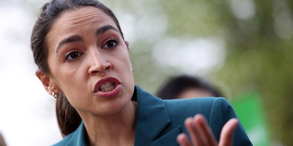 Democrats, environmentalists slam 'catastrophic' Supreme Court ruling curbing federal climate powers - Vimarsana News