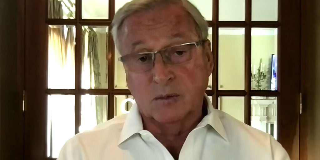 NYC steakhouse owner slams vaccine, mask mandates: 'Bad news for us' - Vimarsana News