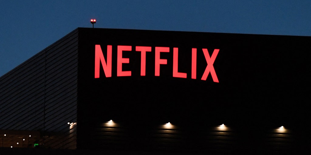 Netflix shares sink as Wall Street bails - Vimarsana News