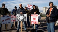 Kellogg's union employees to end strike on wage hike