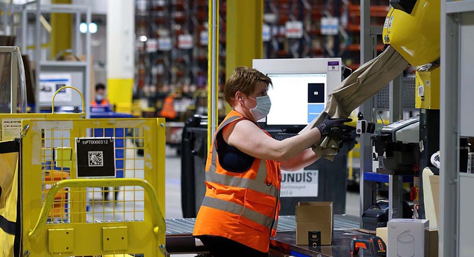 Amazon covid employee warehouse