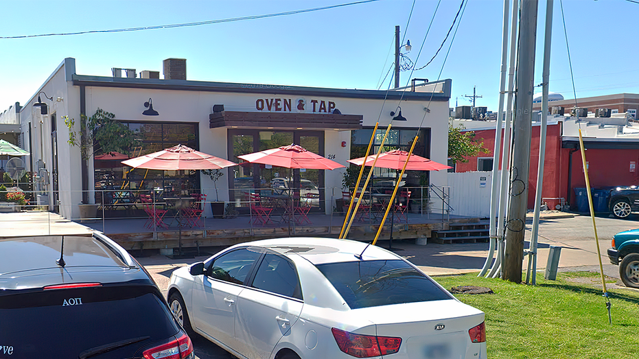 Photo of Oven & Tap restaurant in Arkansas