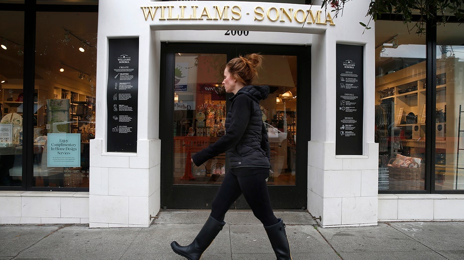 Williams Sonoma Seasonal Workers Express Shock At Gigs Ending Before   Williams Sonoma 3 