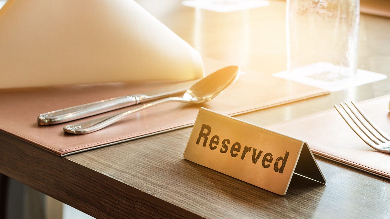 People are selling prepaid restaurant reservations on Reddit Fox