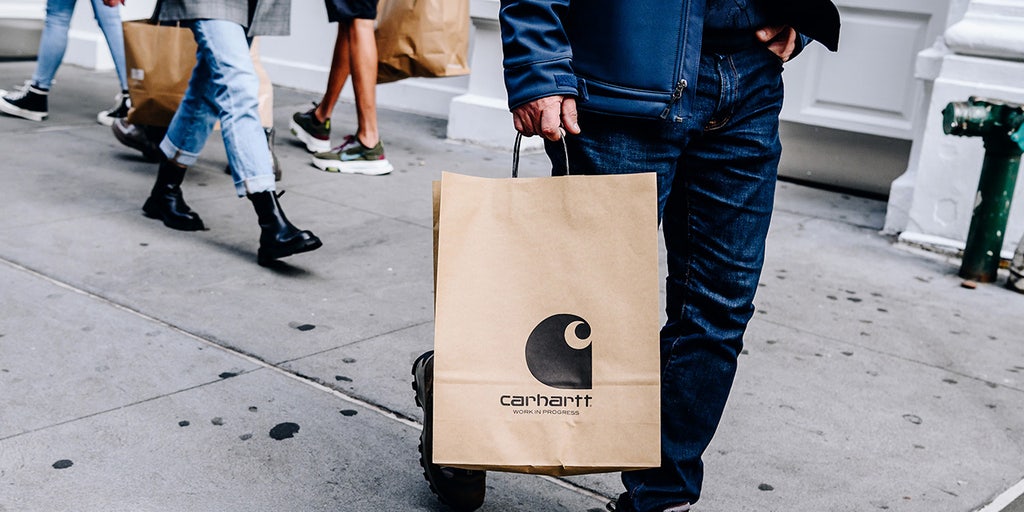Carhartt faces backlash for keeping vaccine mandate despite Supreme Court ruling - Vimarsana News