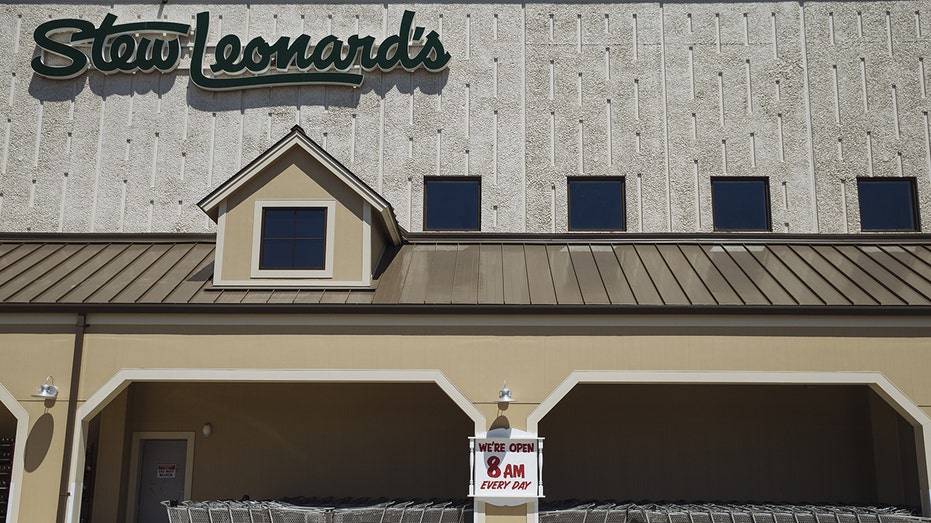 Stew Leonard's location exterior