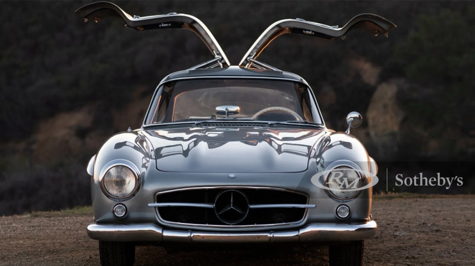 Mercedes-Benz Gullwing
