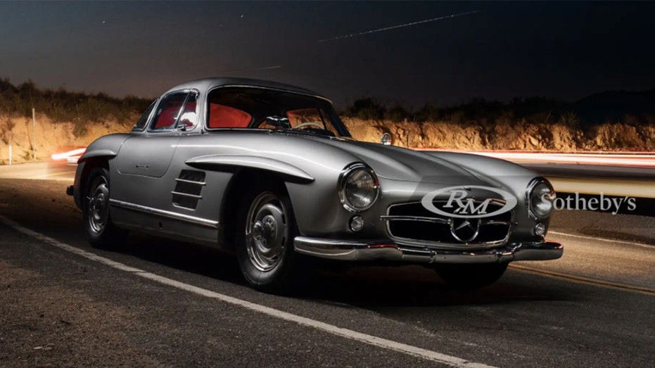 Mercedes-Benz Gullwing
