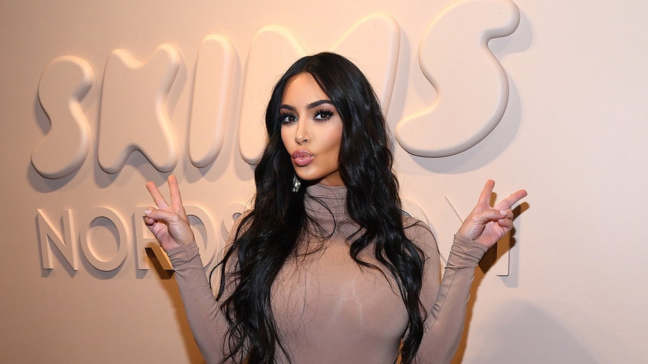 Kim Kardashian, Skims promotion