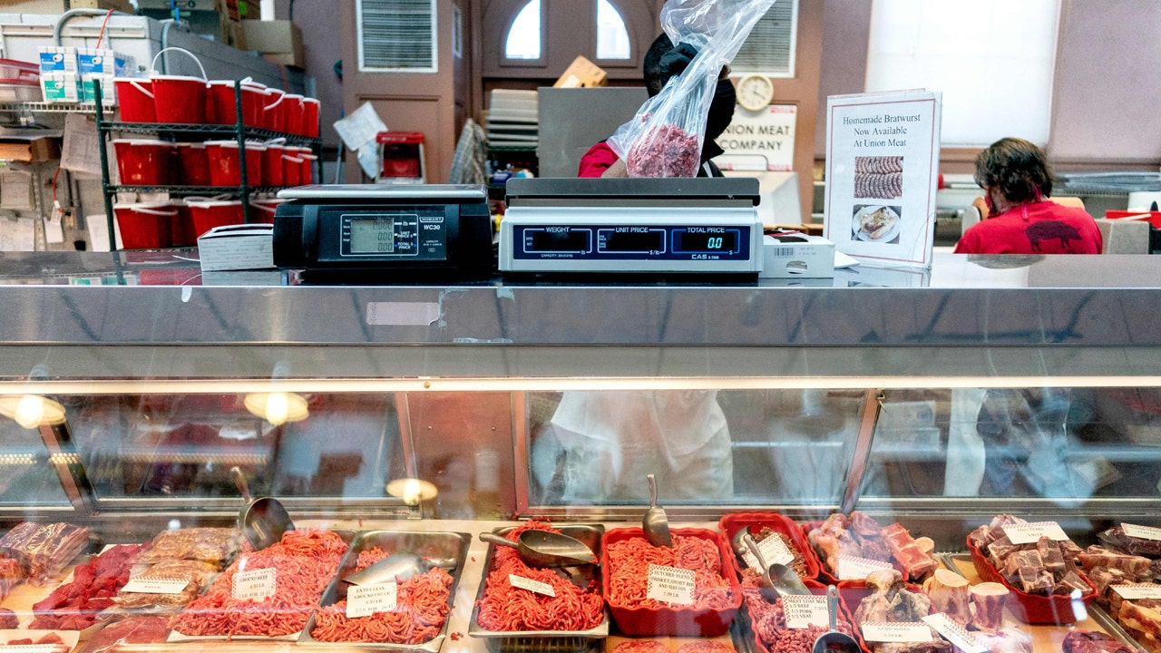Nederlandse stad mag vleesadvertenties in het openbaar verbieden vanwege klimaatverandering: rapport