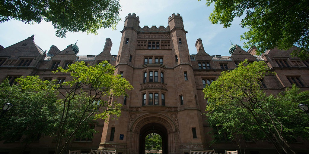 Yale Law School to cover full tuition and fees for lowest-income students - Vimarsana News
