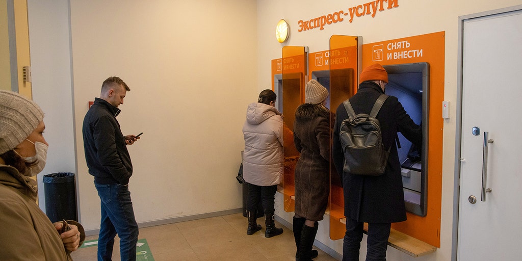 Russian banks turn to China to sidestep cutoff from payments systems - Vimarsana News