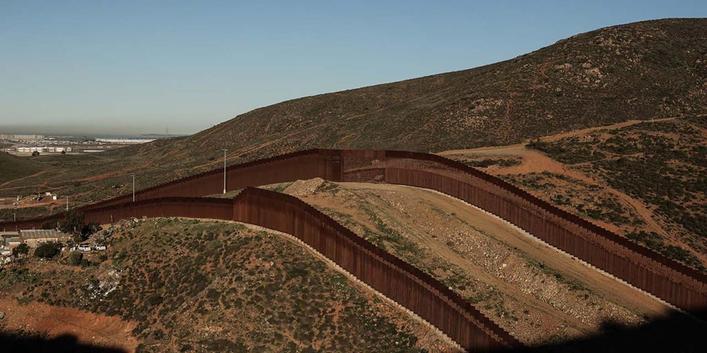 Californians head south of the border to find more affordable housing - Vimarsana News