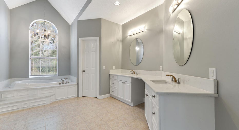 Bathroom 17317 River Place