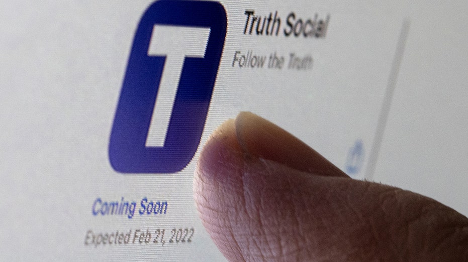 Truth social app store