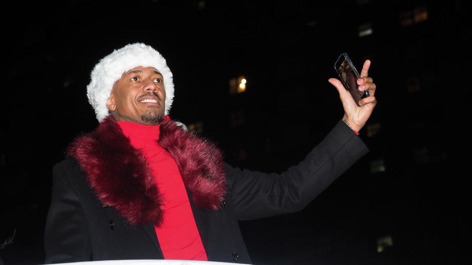 NEW YORK, NEW YORK - NOVEMBER 16: Grand Marshall Nick Cannon at the 28th Annual Harlem Holiday Lights Parade on West 125th Street on November 16, 2021 in New York City. (Photo by Debra L.Rothenberg/Getty Images)