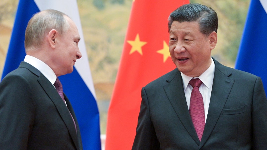 Xi Jinping and Vladimir Putin