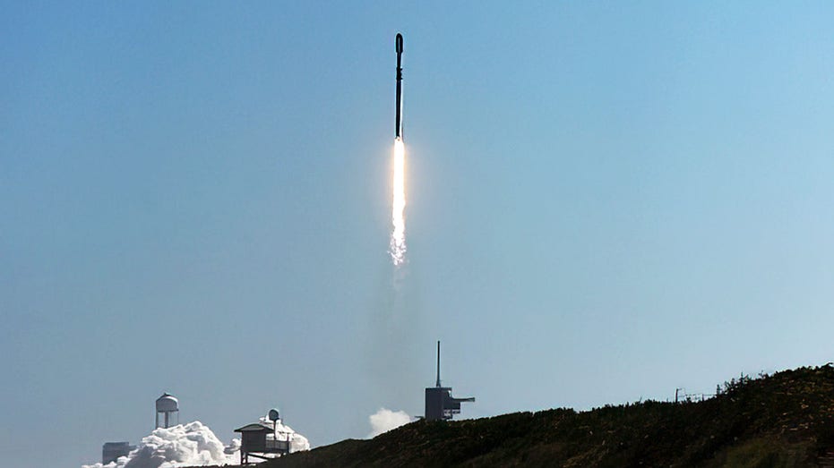 Flacon 9 rocket launch